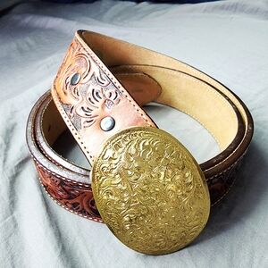 Justin Tooled Leather Belt w/ Golden Buckle - Dark Honey Brown & Black Leather